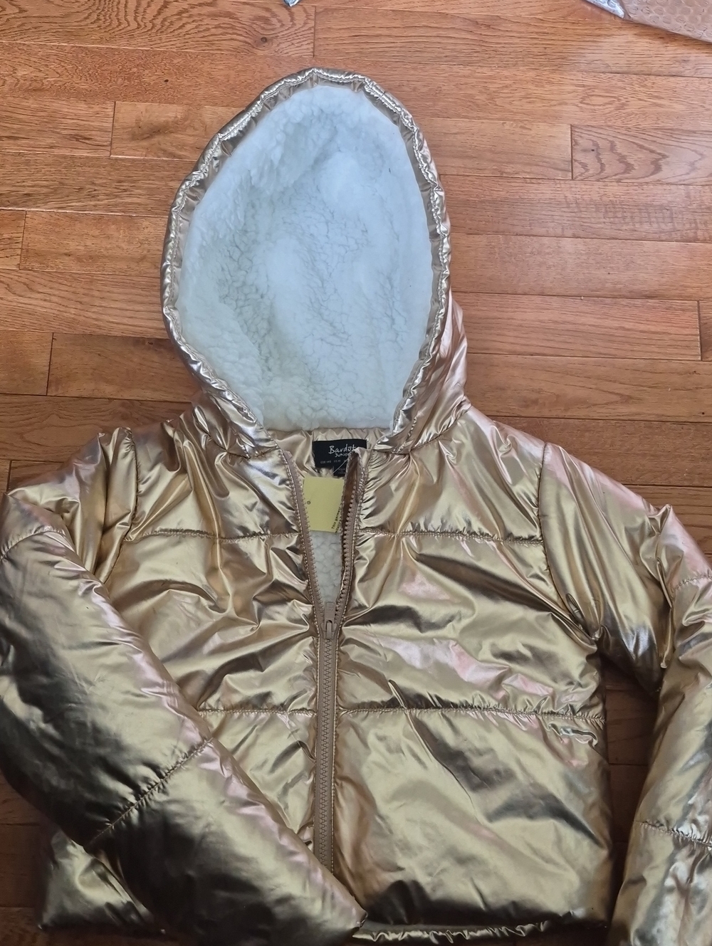 NWT Bardot Metallic Rose Gold Cropped Puffer Jacket